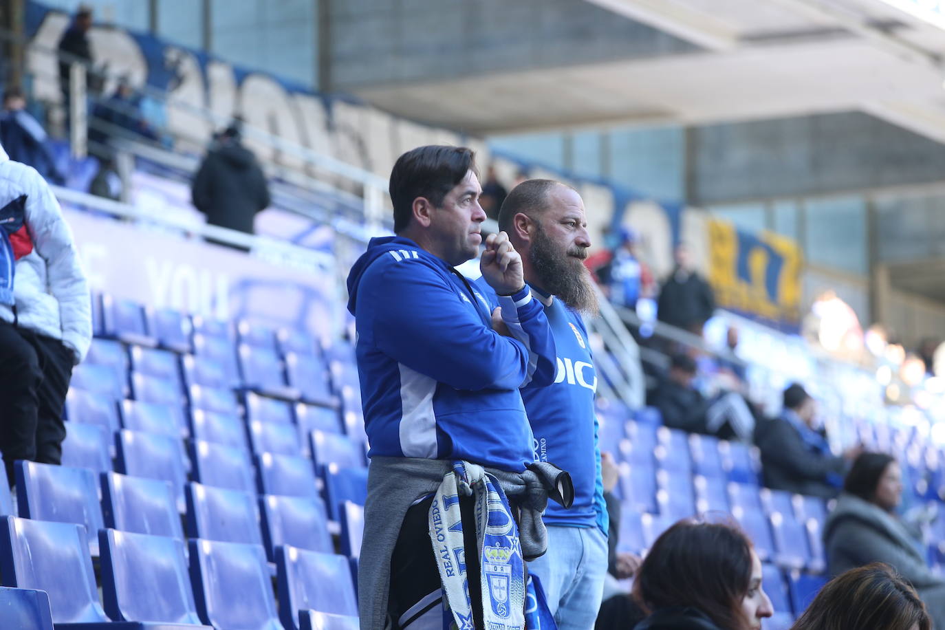 Fotos: ¿Estuviste en el Real Oviedo - Burgos? ¡Búscate en el Carlos Tartiere!