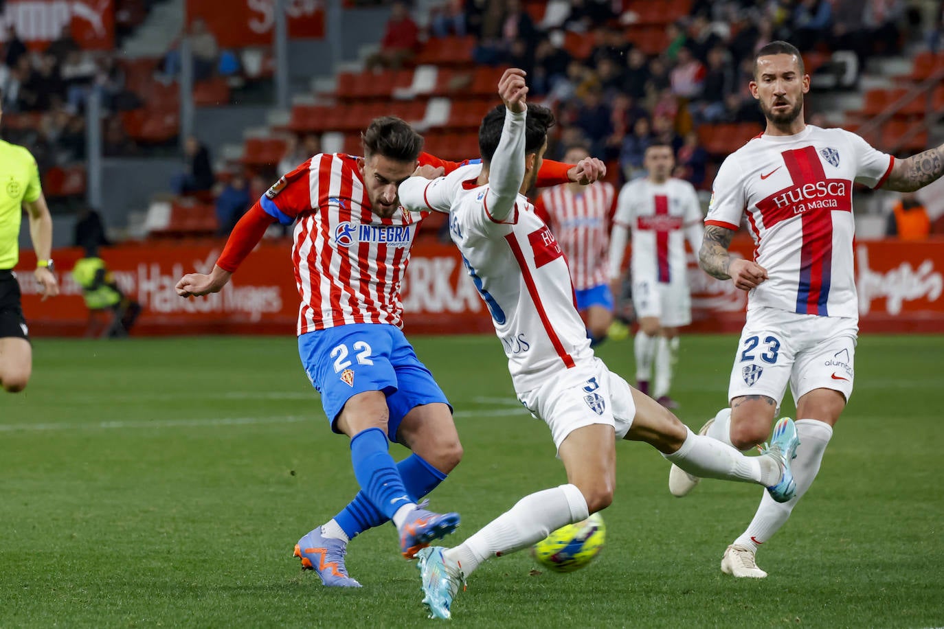 Fotos: Las mejores imágenes del Sporting 1-1 Huesca