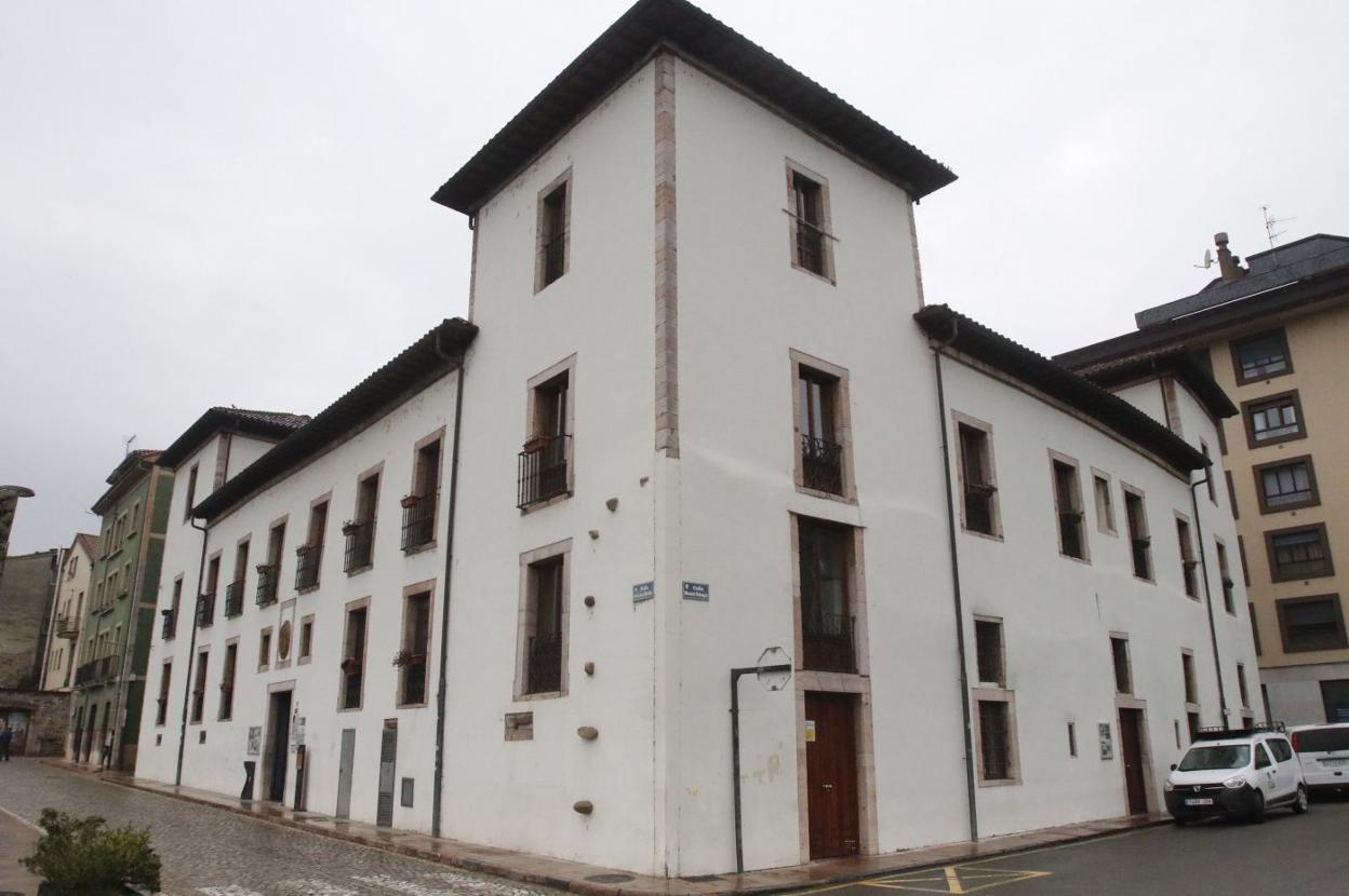 Una vista de la Casa de Cultura de Grado, tercera sede etnográfica que estará dedicada a la sidra. 