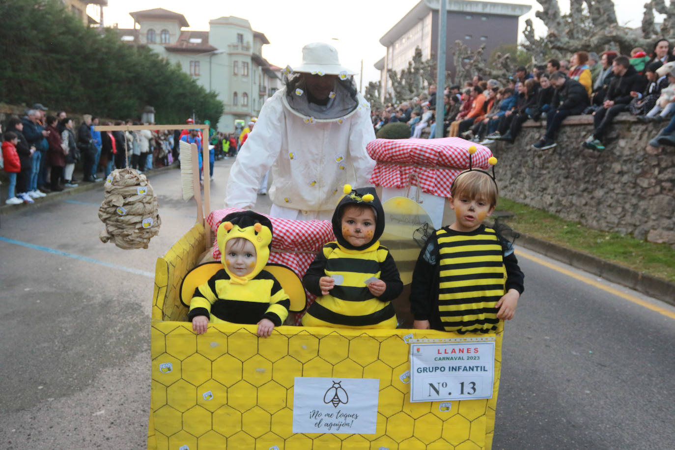 Fotos: Llanes abre la fiesta del carnaval en el oriente