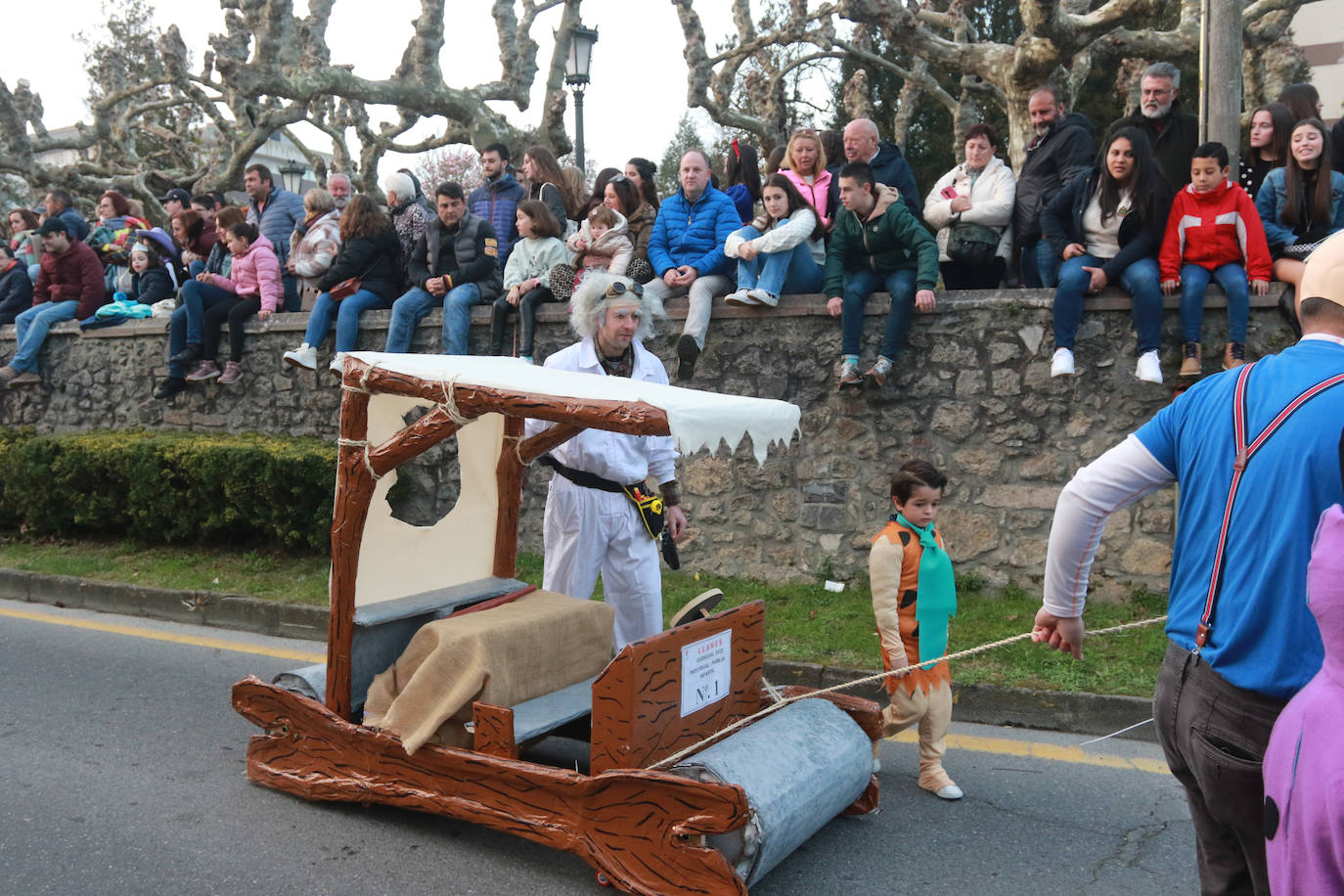 Fotos: Llanes abre la fiesta del carnaval en el oriente