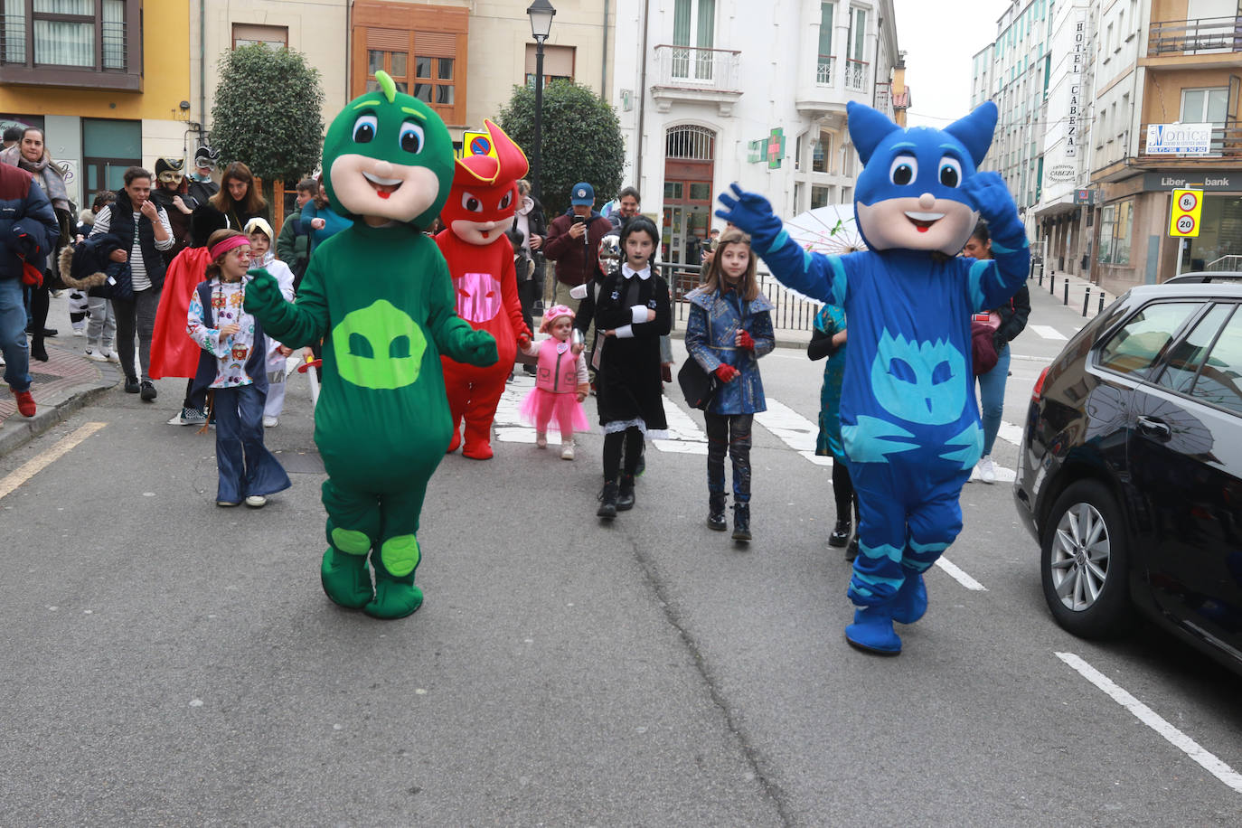 Fotos: Noreña celebra por todo lo alto su Antroxu