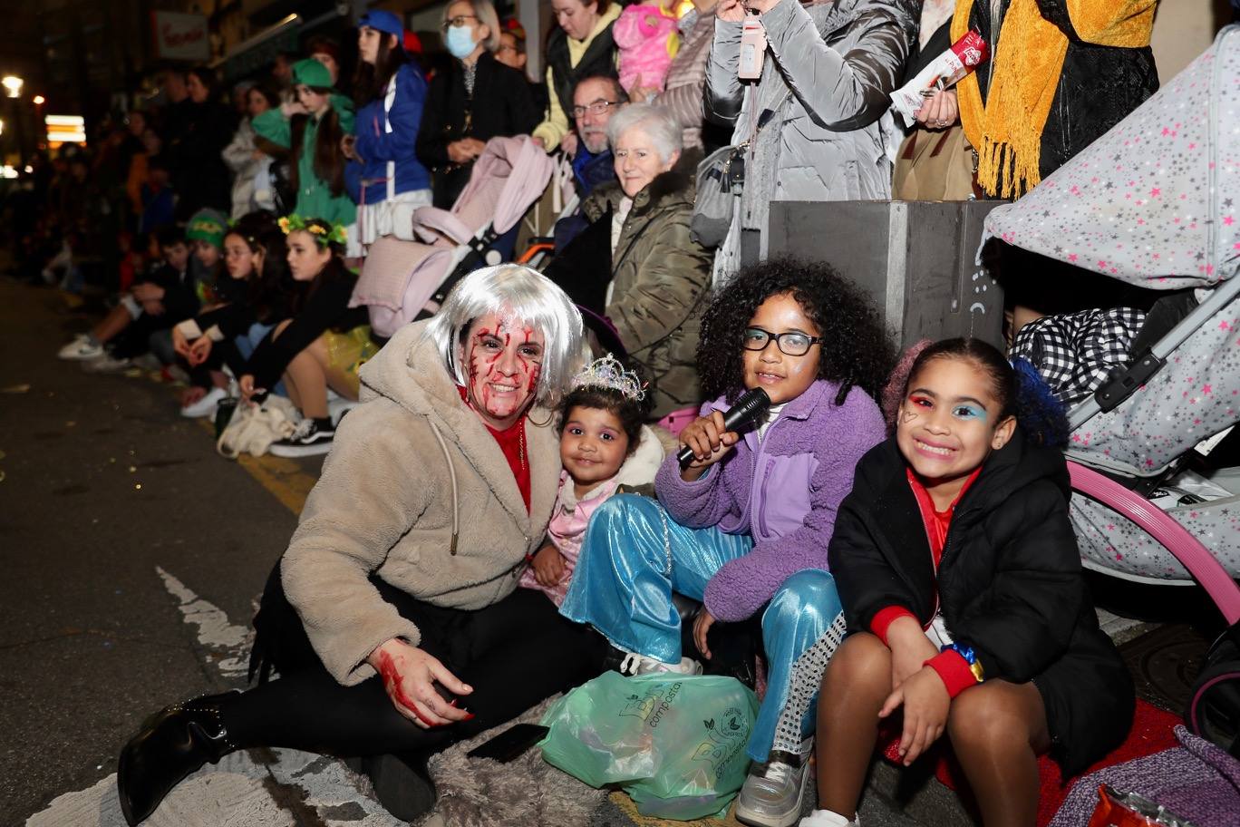 Fotos: Diversión por las calles de Gijón en el desfile del Antroxu