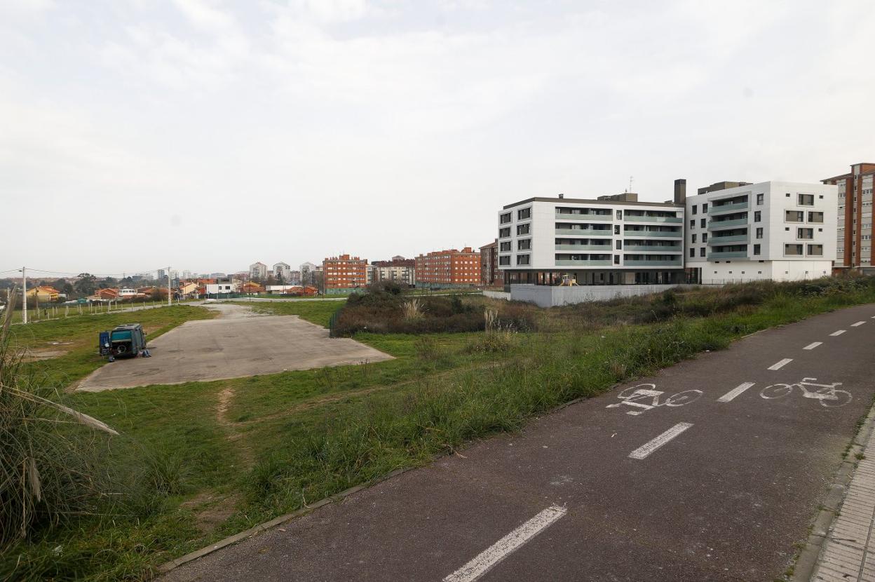 Terrenos de Nuevo Gijón donde Quirón construirá su hospital privado y parte de la edificación residencial que los rodean. 