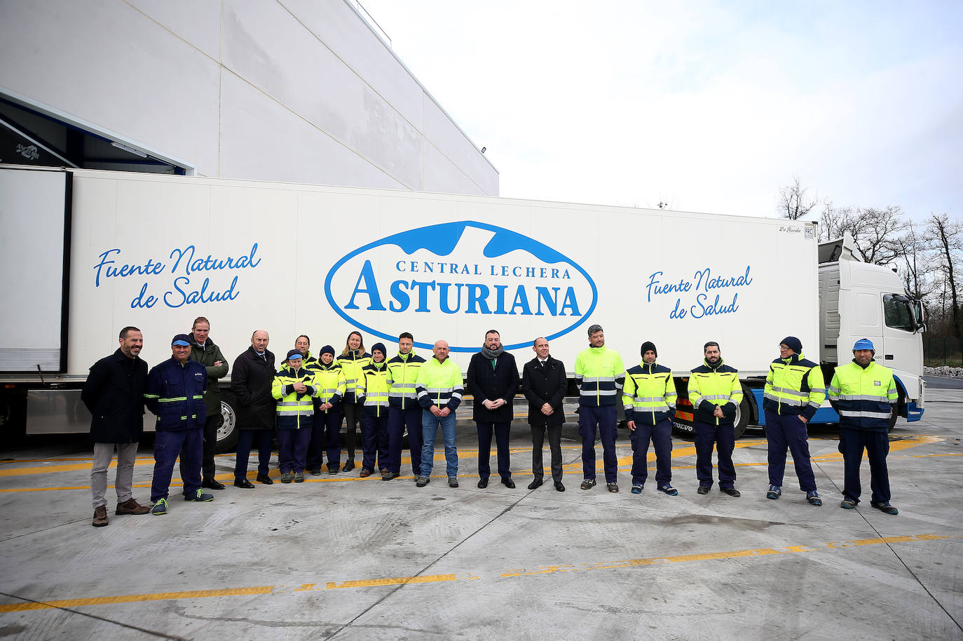 Fotos: Central Lechera inaugura en Siero un nuevo almacén de frío de 4.000 metros