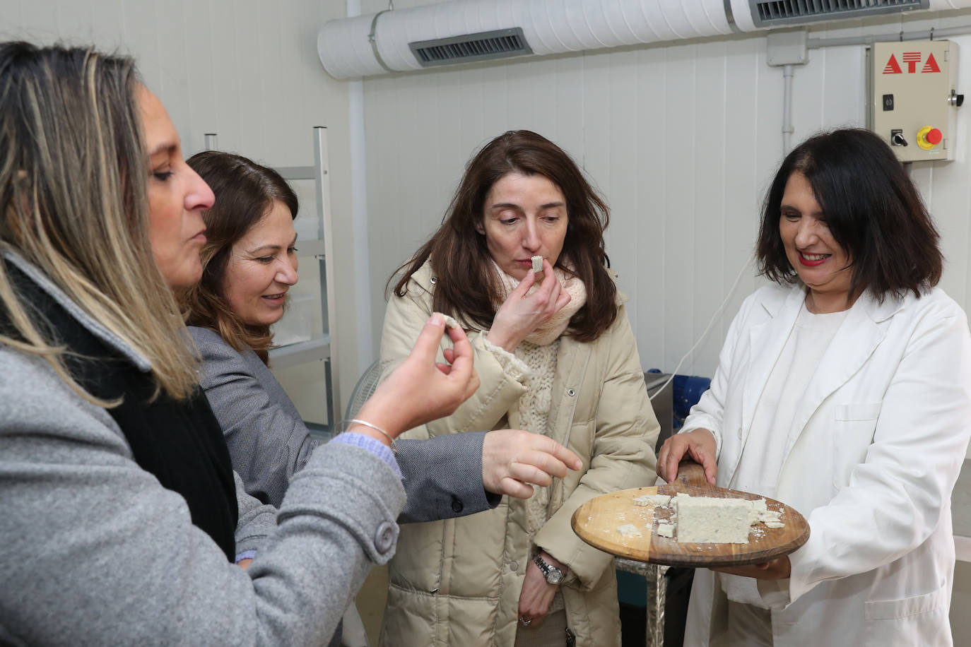 Fotos: La ministra de Justicia visita el concejo de Caso