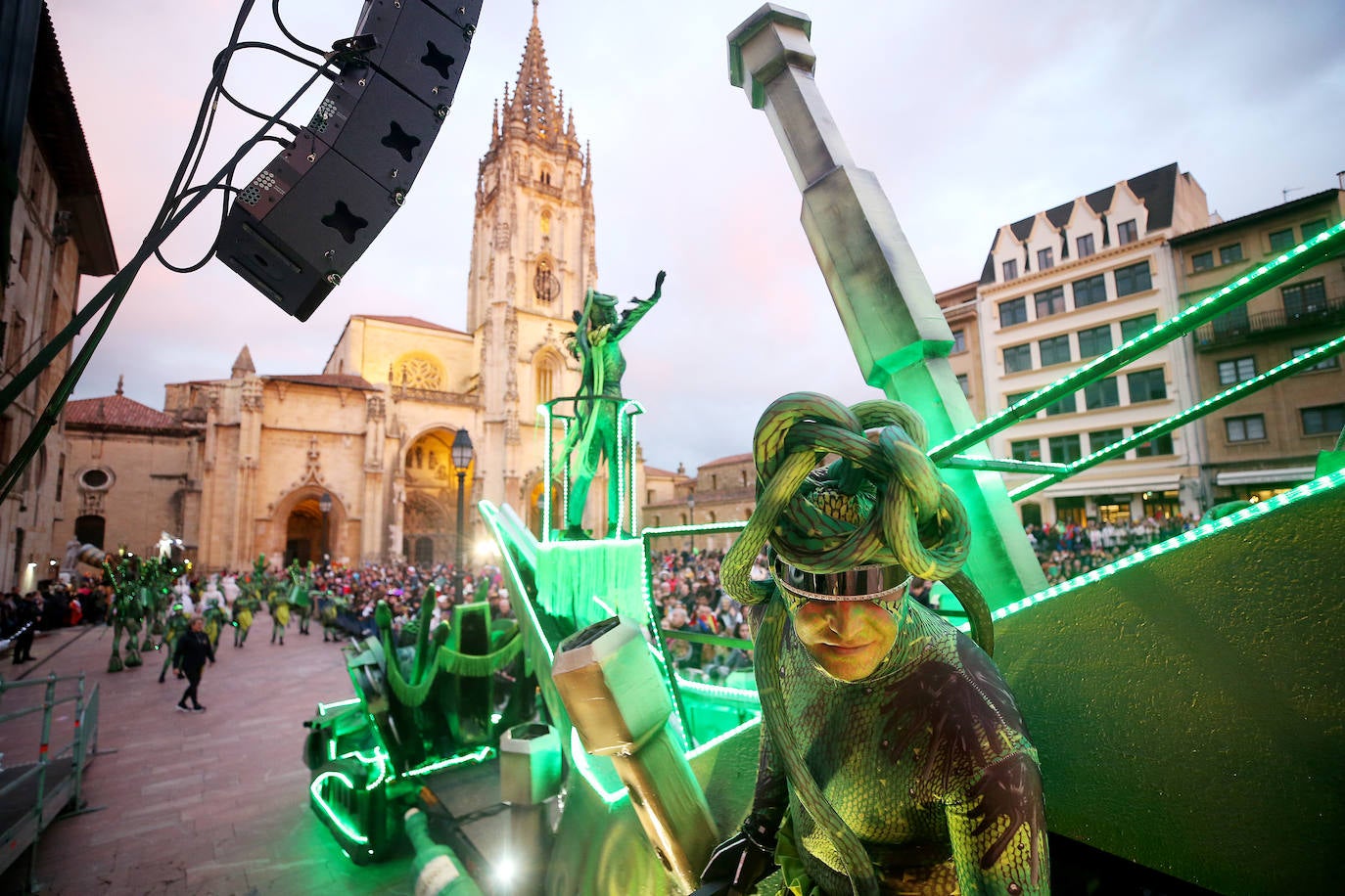 Fotos: Derroche de color y diversión en el carnaval de Oviedo