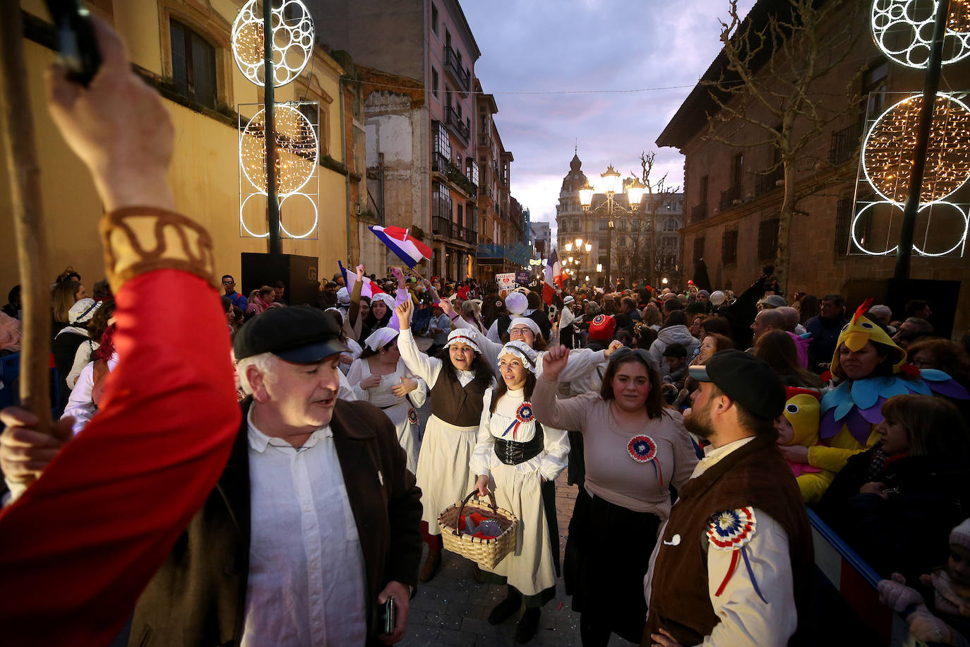 Fotos: Derroche de color y diversión en el carnaval de Oviedo