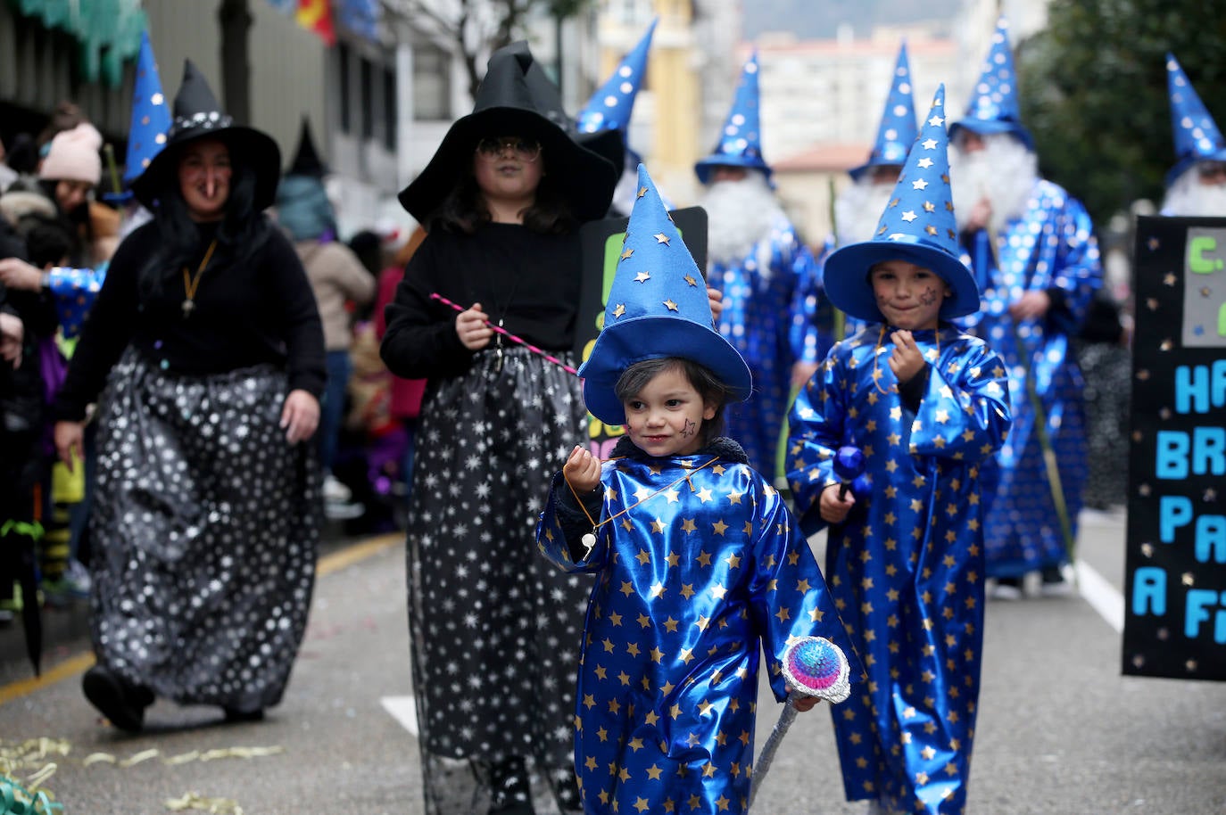 Fotos: Derroche de color y diversión en el carnaval de Oviedo