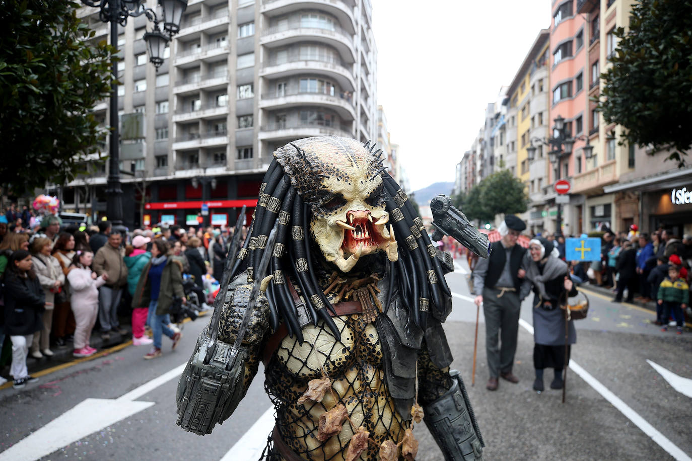 Fotos: Derroche de color y diversión en el carnaval de Oviedo