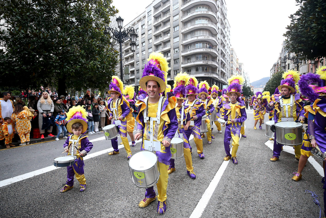 Fotos: Derroche de color y diversión en el carnaval de Oviedo