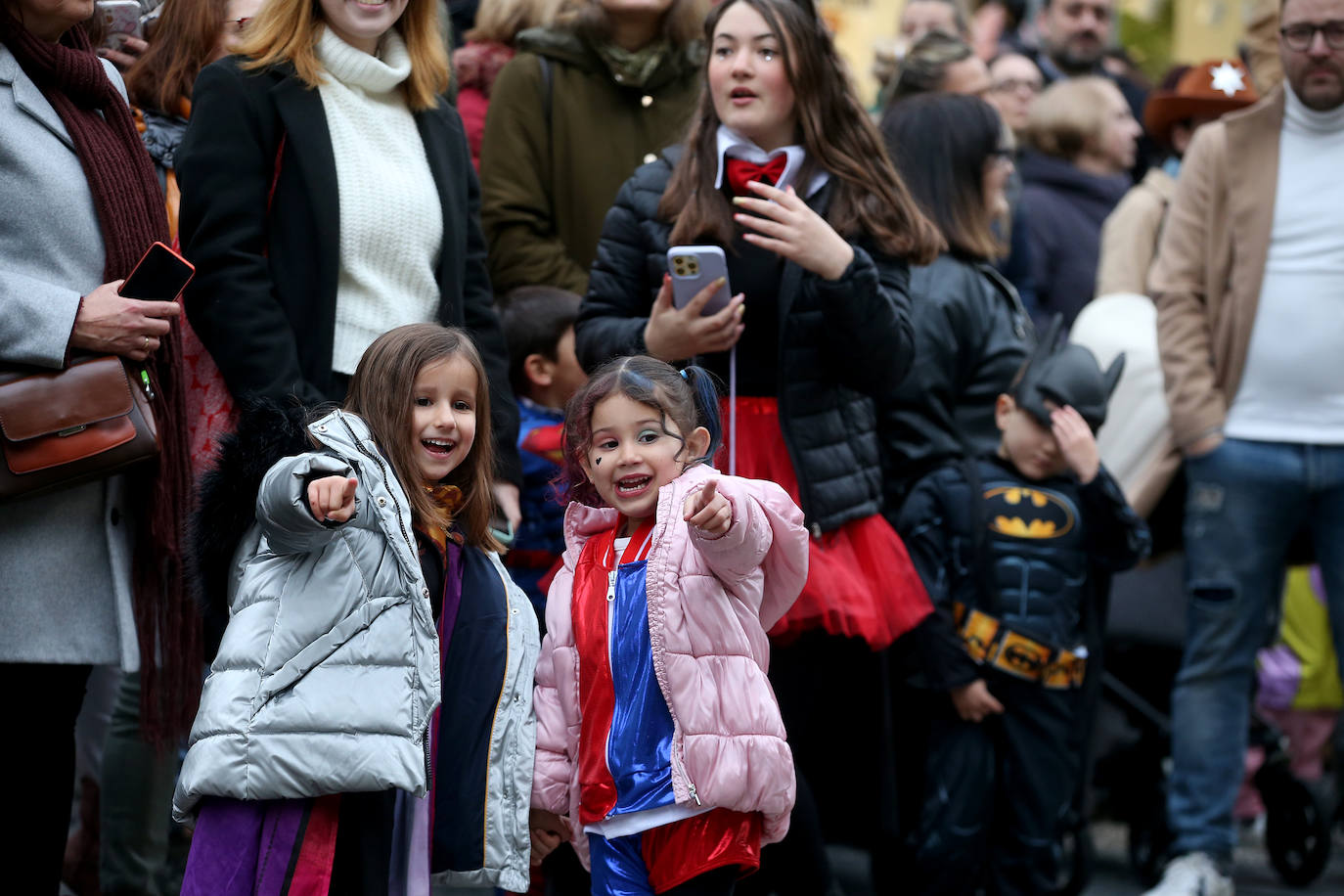 Fotos: Derroche de color y diversión en el carnaval de Oviedo