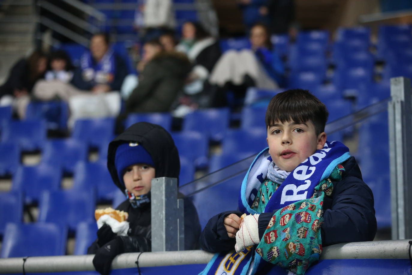 Fotos: ¿Estuviste en el Real Oviedo - Albacete? ¡Búscate!