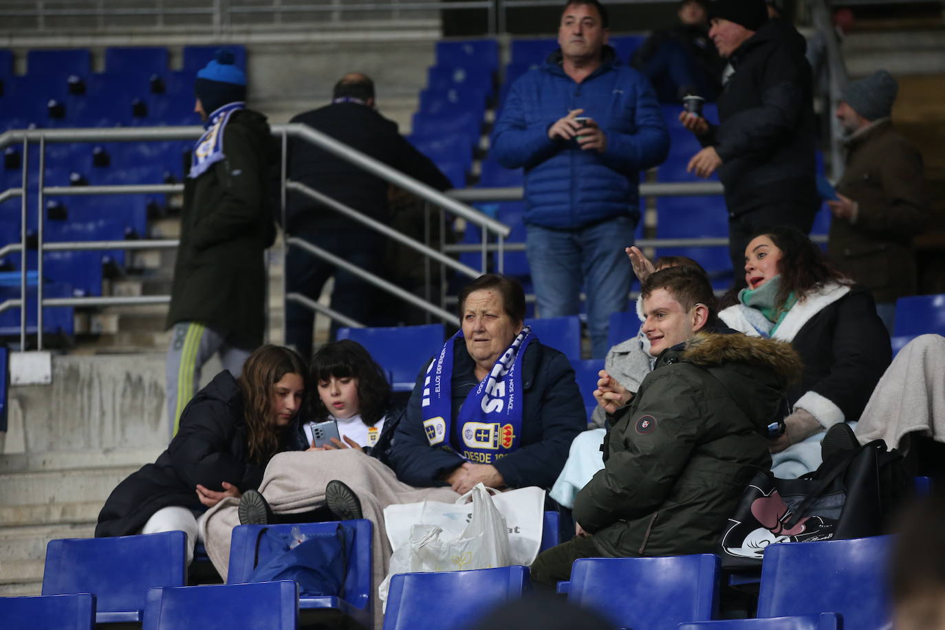 Fotos: ¿Estuviste en el Real Oviedo - Albacete? ¡Búscate!