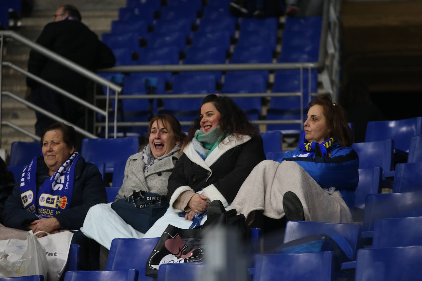 Fotos: ¿Estuviste en el Real Oviedo - Albacete? ¡Búscate!