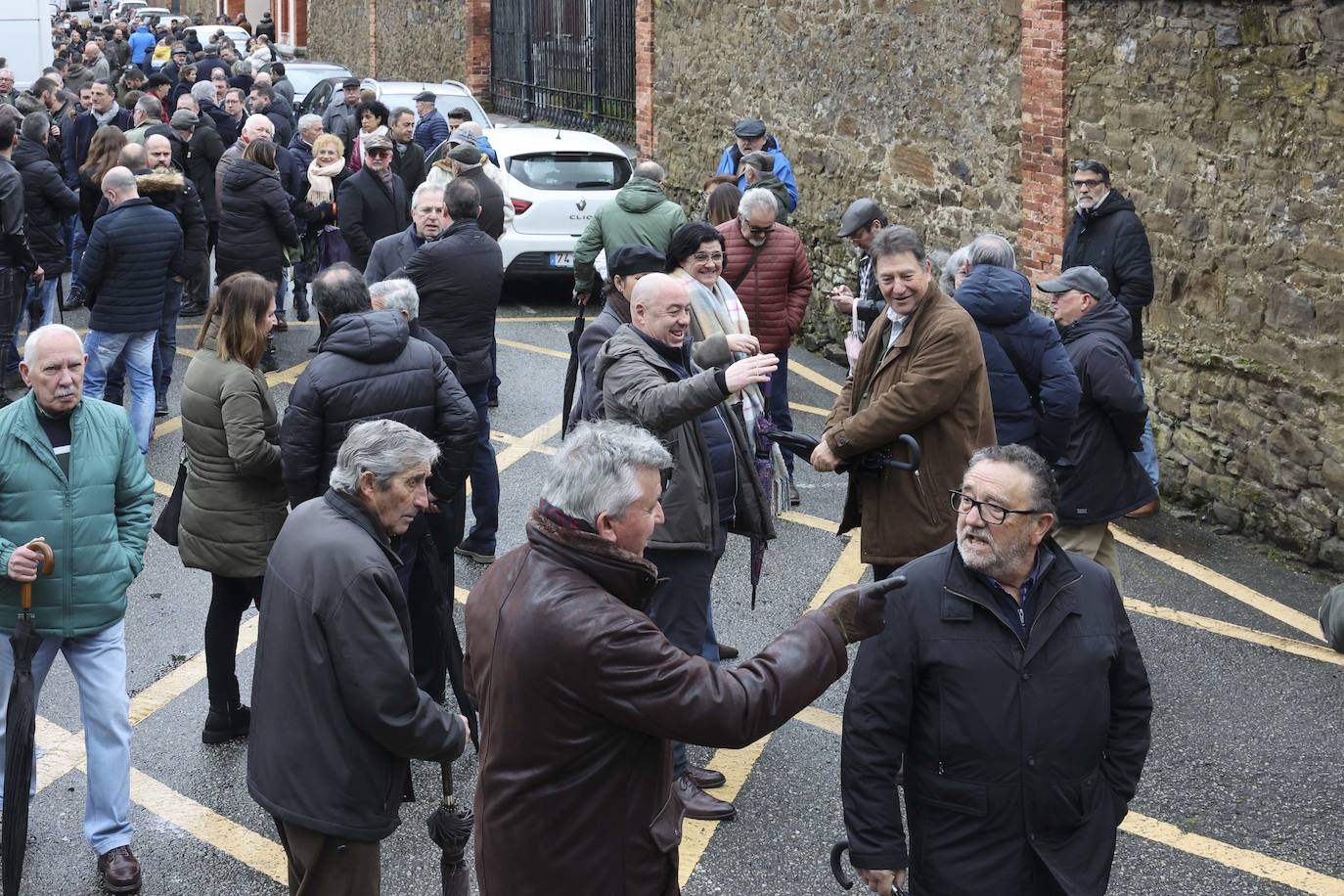 Fotos: Homenaje a Manuel Llaneza en Mieres