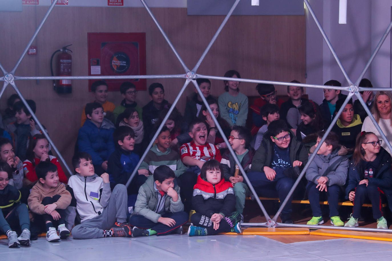 Fotos: Feten lleva el teatro a los más pequeños en Gijón