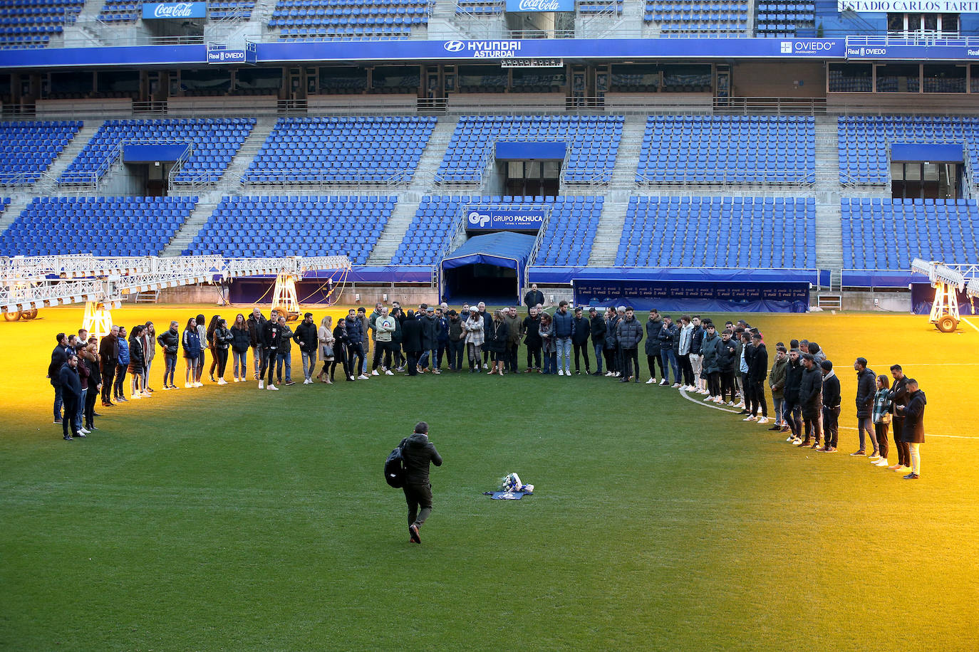 Fotos: Sentido homenaje a Pelayo Novo en el Carlos Tartiere