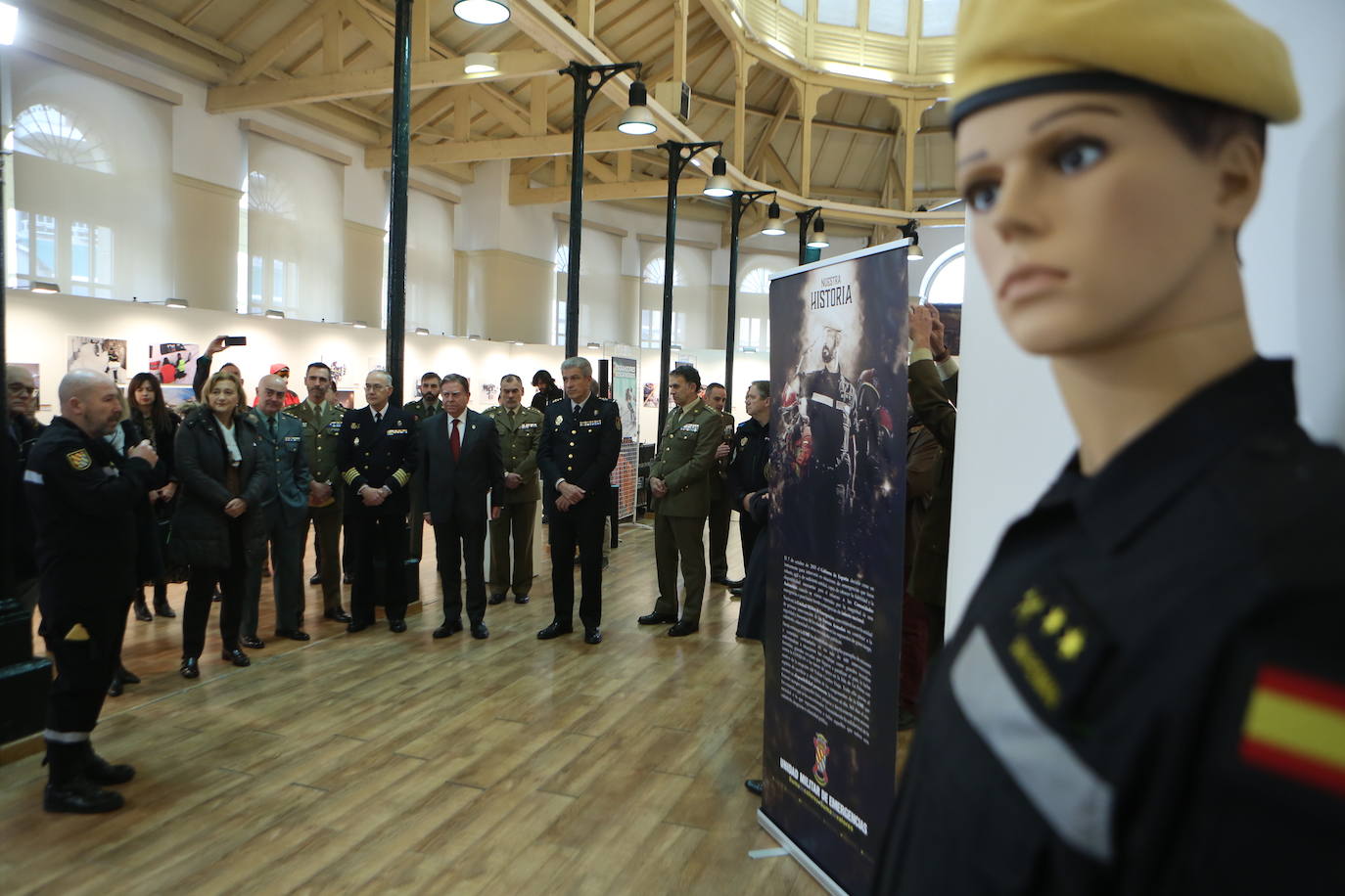 Fotos: Una exposición para reconocer a quienes nos protegen