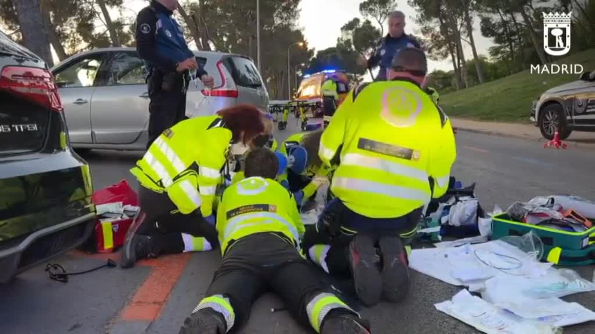 Un Niño De 8 Años Herido Muy Grave Tras Ser Atropellado Por Una Moto En Madrid El Comercio 5144