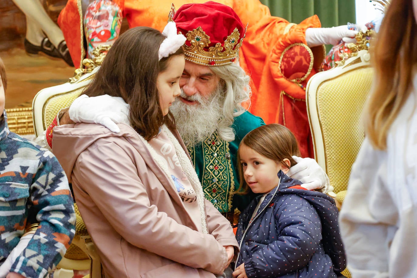 Desembarco de ilusión en Gijón con la llegada de los Reyes Magos