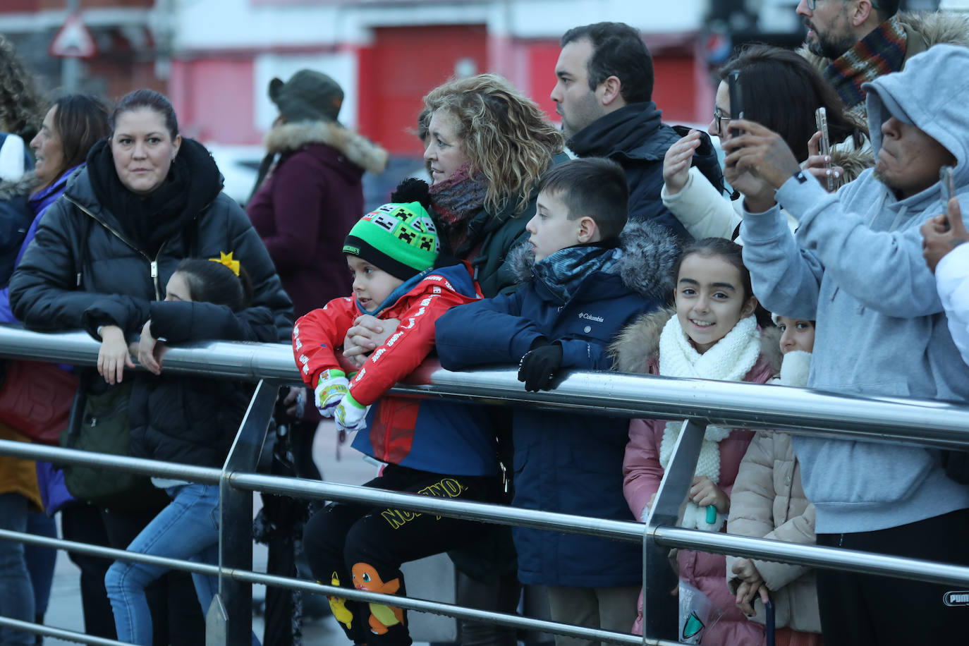 Todas las fotos de la cabalgata de los Reyes Magos en Avilés