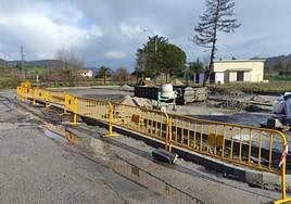 Inicio de la construcción del espacio para autocaravanas en El Salín.