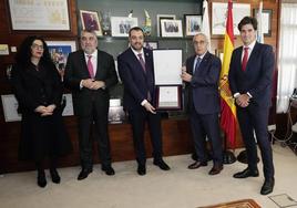 Vanessa Gutiérrez, José Manuel Rodríguez Uribes, Adrián Barbón, Alejandro Blanco y Javier Hernanz, durante el acto.