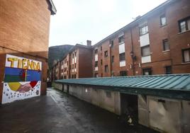 Bloques de viviendas en San Roque de Anieves.
