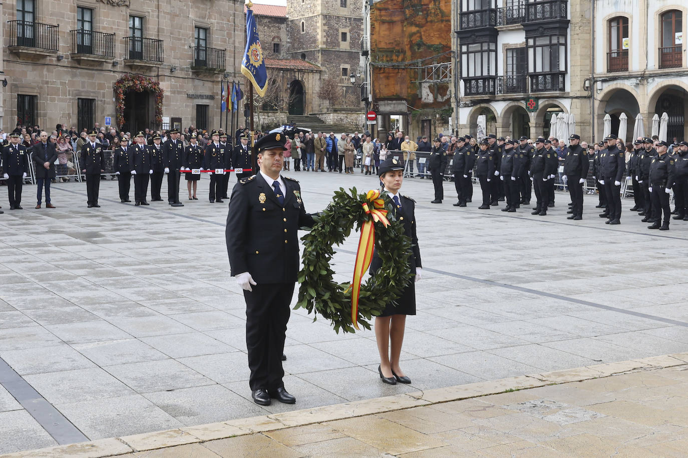 Avilés celebra los 200 años de la Policía Nacional