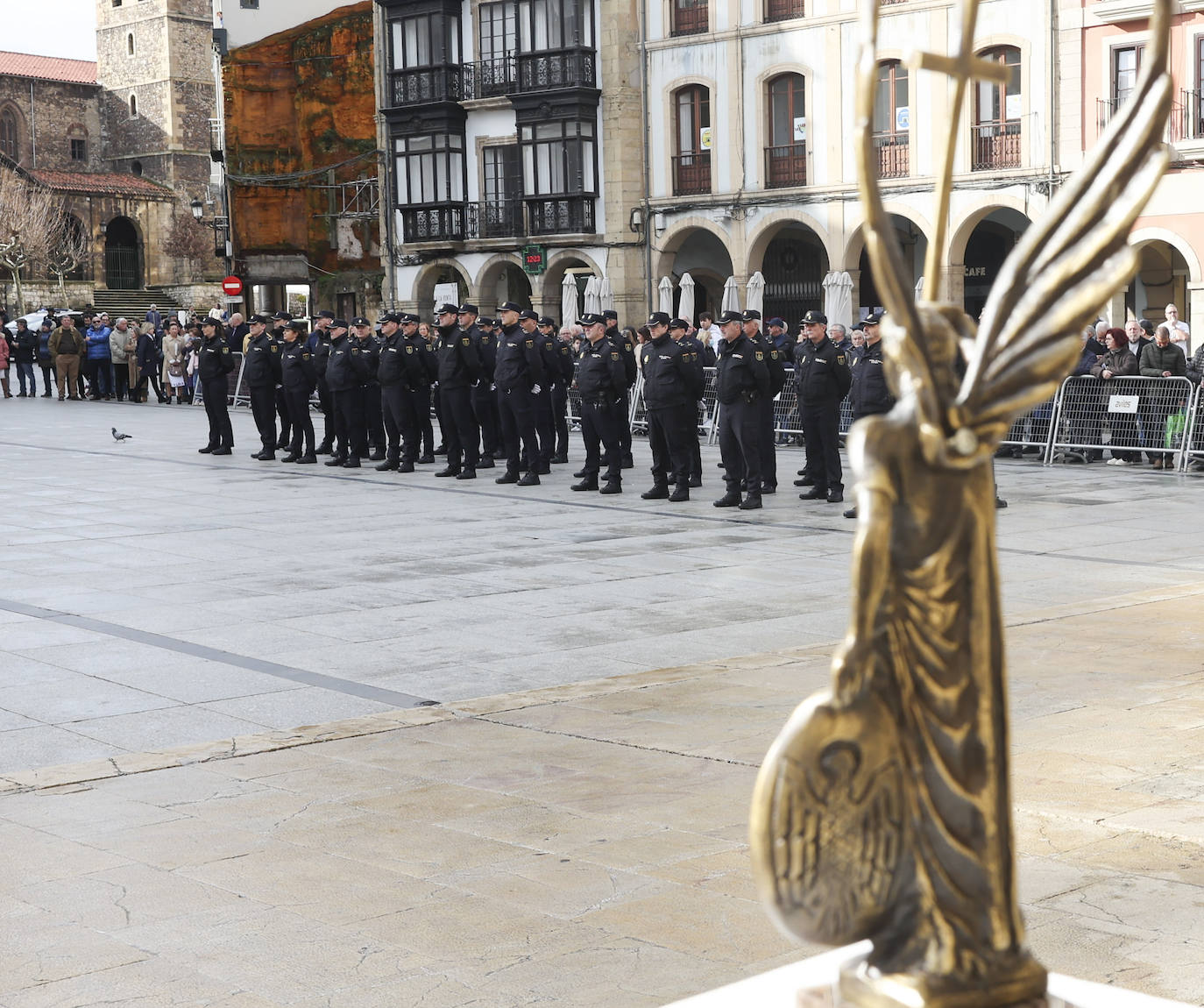 Avilés celebra los 200 años de la Policía Nacional