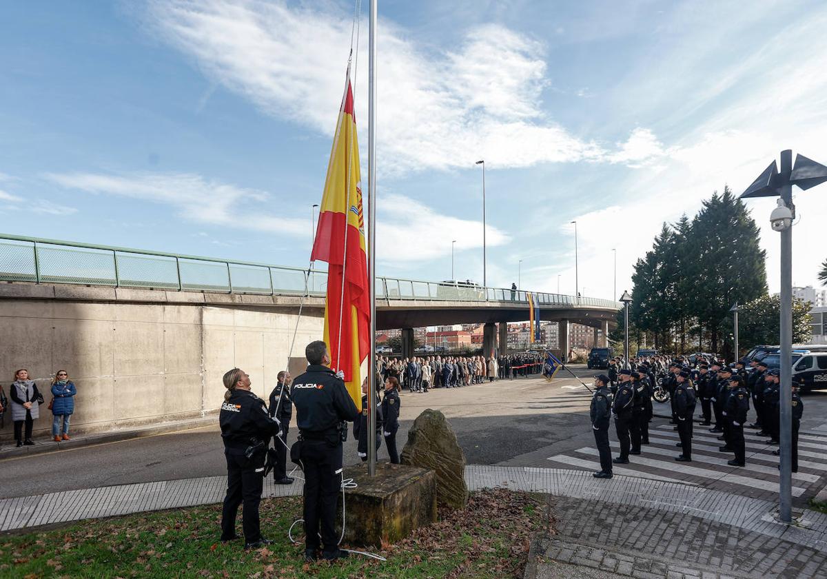 «En nuestros 200 años lo más valioso que tenemos son nuestros policías, somos quienes vestimos este uniforme»