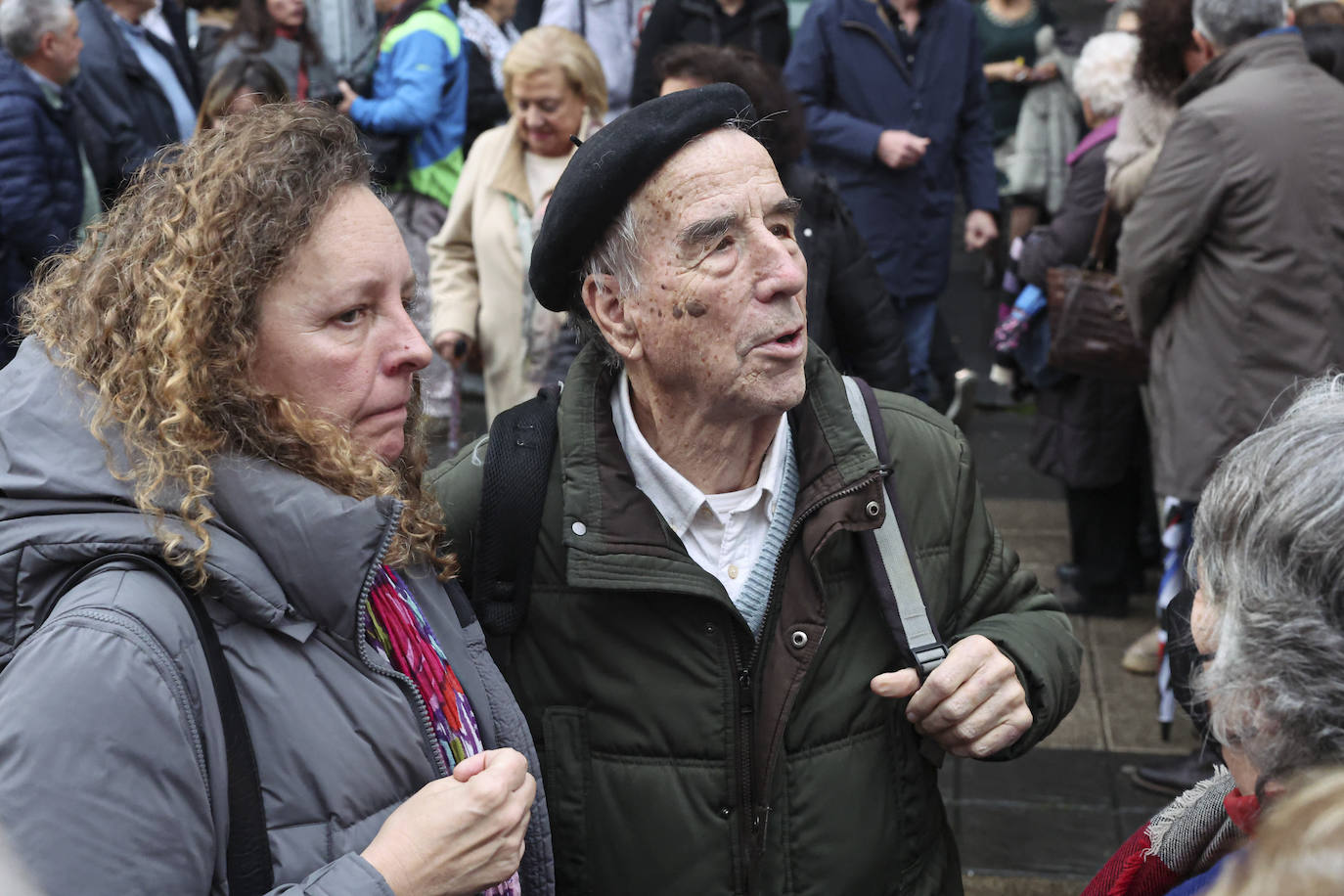 Multitudinario y emotivo adiós a Anita Sirgo, referente de la lucha obrera