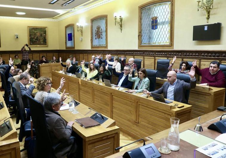 Pleno en el Ayuntamiento de Gijón.