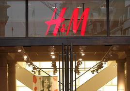 H&M cerrará 28 tiendas en España y anuncia un ERE que afectará a 588 trabajadores