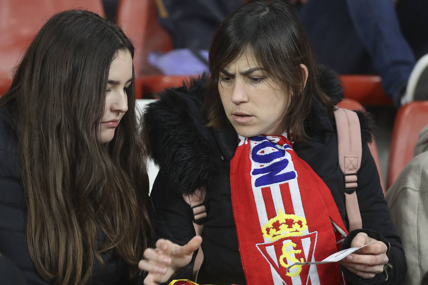 ¿Estuviste en el Sporting - Racing de Ferrol? ¡Búscate en las fotos!