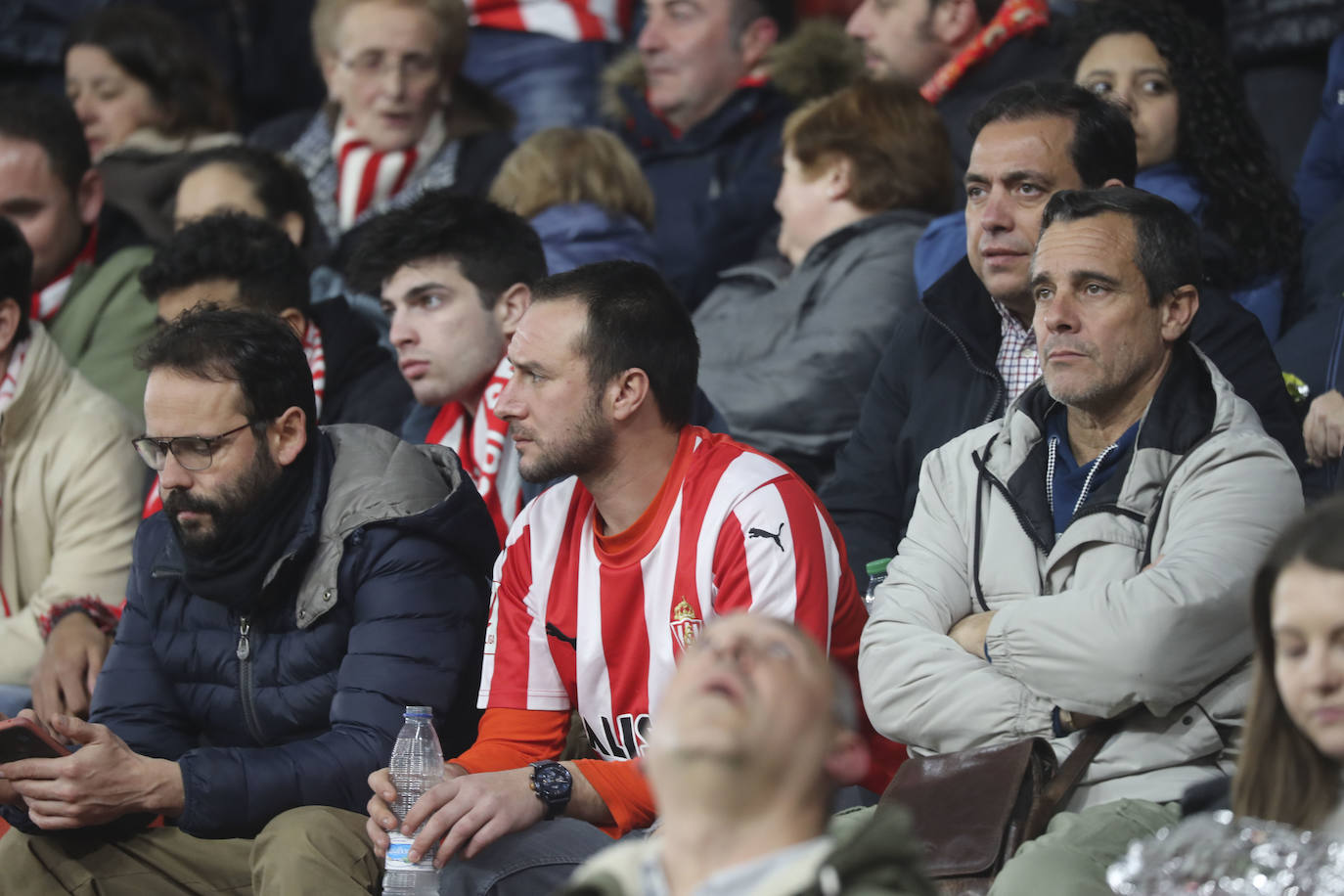 ¿Estuviste en el Sporting - Racing de Ferrol? ¡Búscate en las fotos!