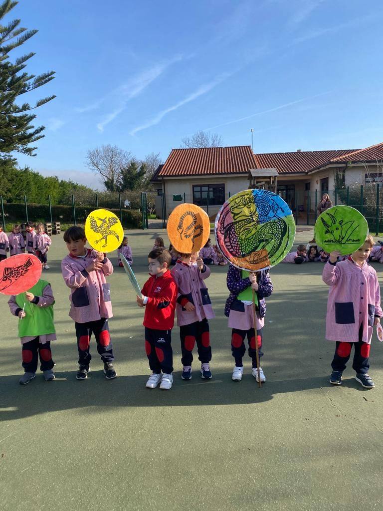 Así celebraron los colegios de Gijón el Día de la Paz