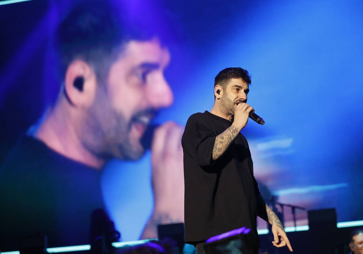 El cantante asturiano Melendi, durante un concierto.