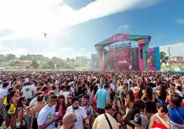 El Reggaeton Beach Festival juntó el año pasado en La Magdalena a más de 25.000 personas