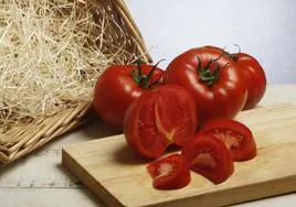 Bodegón de tomates asturianos.