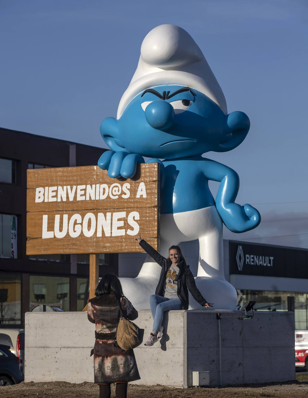 El Pitufo Gruñón de Lugones causa furor