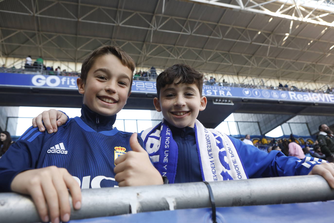 ¿Estuviste viendo el Real Oviedo - Eldense? ¡Búscate en las fotos del Tartiere!