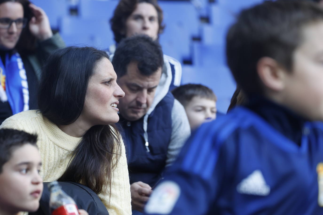 ¿Estuviste viendo el Real Oviedo - Eldense? ¡Búscate en las fotos del Tartiere!