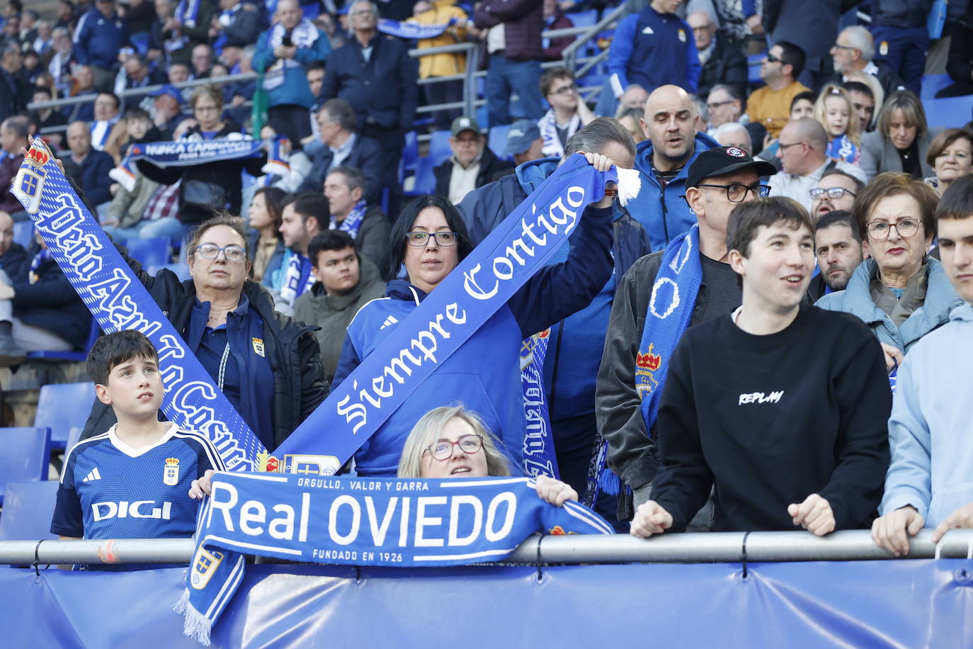 ¿Estuviste viendo el Real Oviedo - Eldense? ¡Búscate en las fotos del Tartiere!