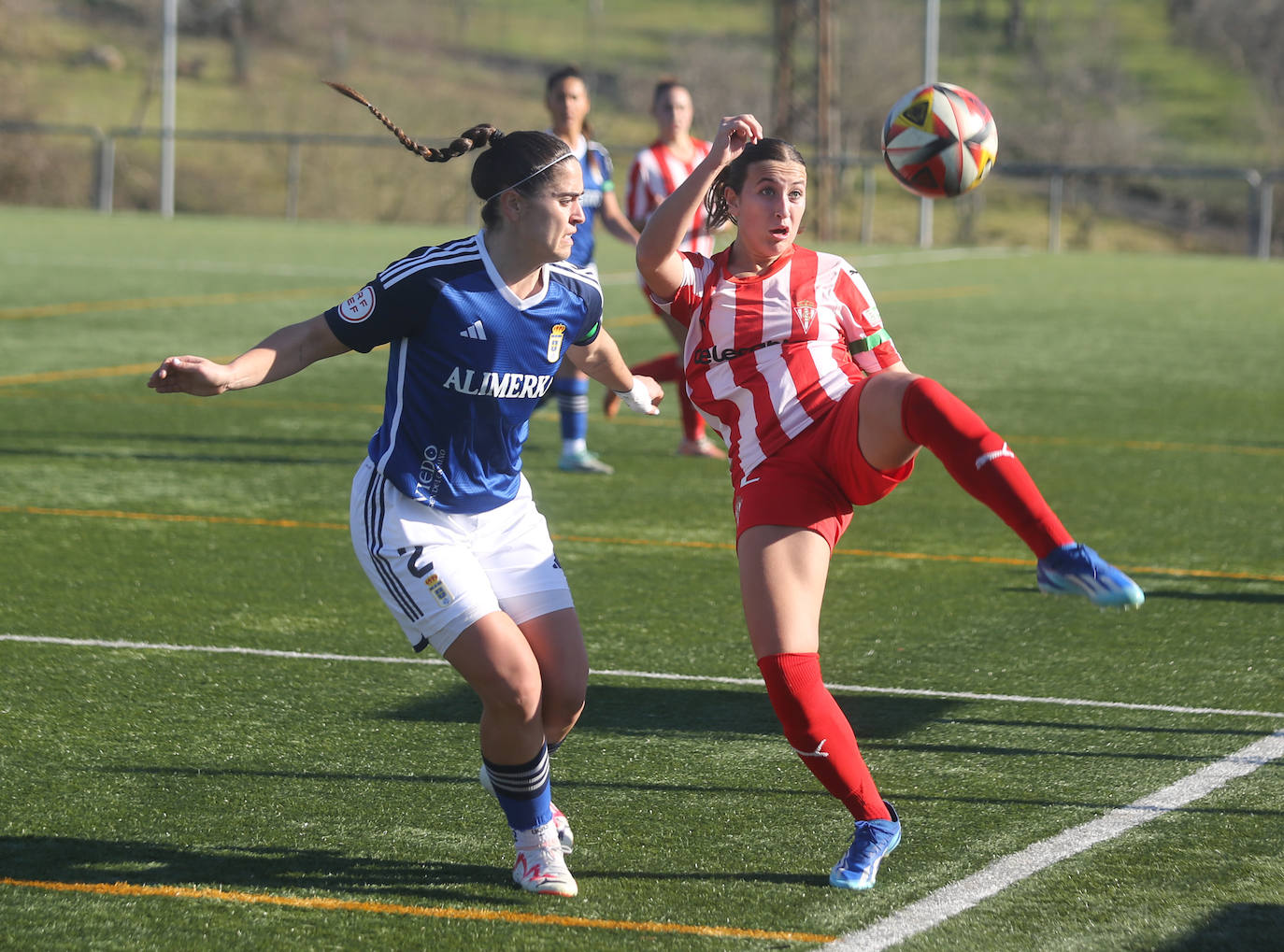 El derbi femenino Real Oviedo - Sporting de Gijón, en imágenes