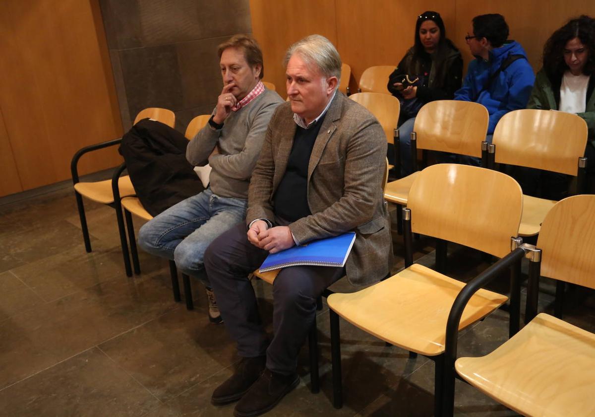 José Herrero y José Balmori, durante el juicio.