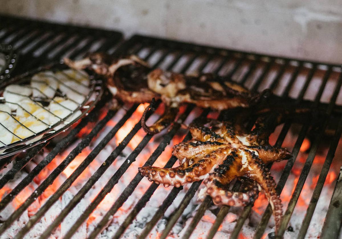 Oviedo estrena su primer asador marinero