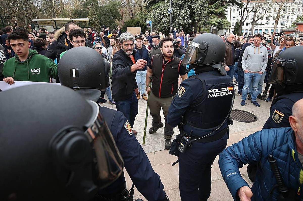 Tractorada en Asturias: las imágenes que deja la protesta del campo asturiano
