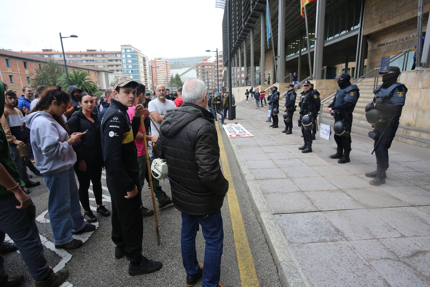 Así ha sido la tractorada en Oviedo de este viernes